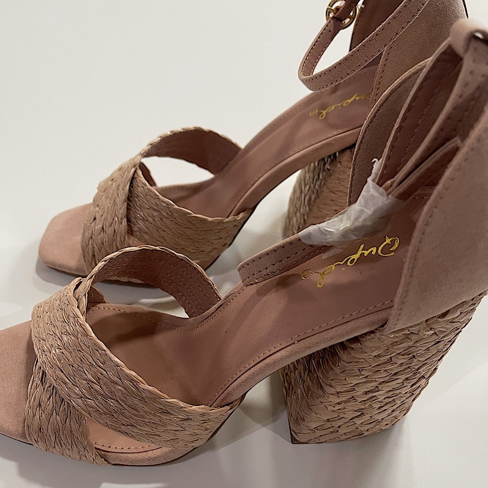 Elegant Pink Wedge Sandals